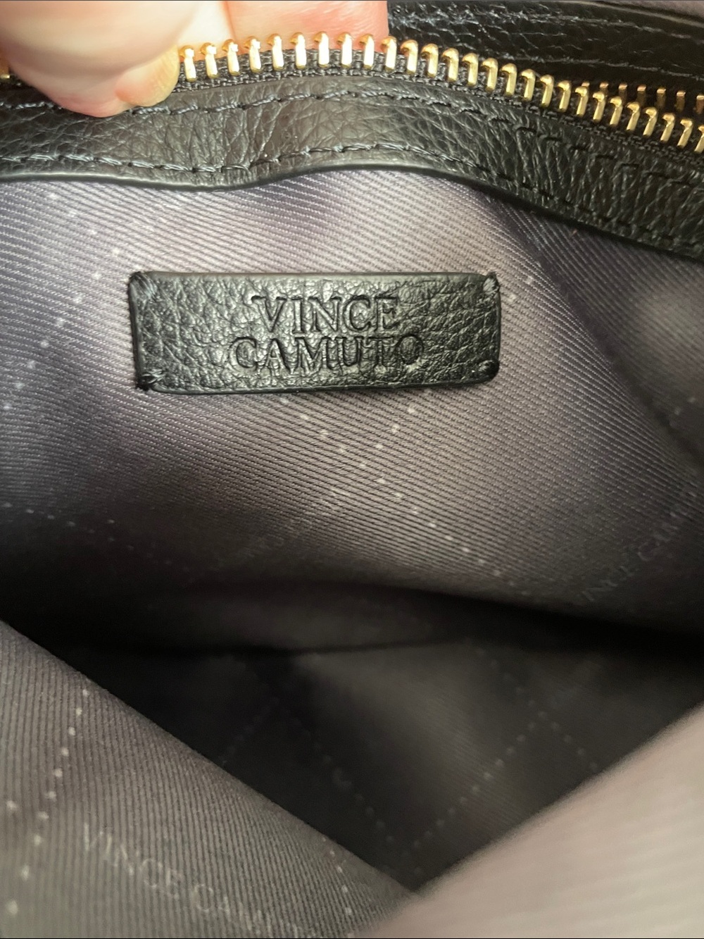 Vince Camuto Black Leather Crossbody with Gold Hardware & Duo Face Brush New-EUC - Picture 8 of 11